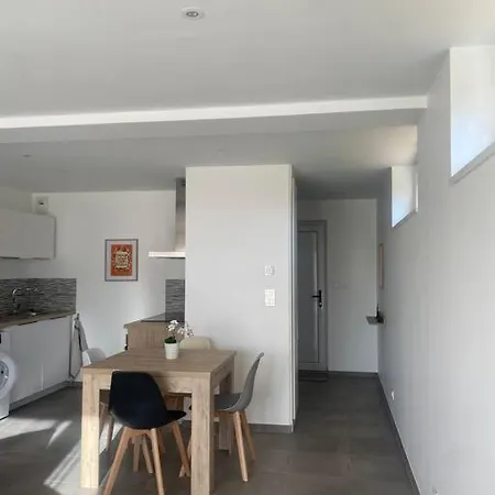 Dans Grange Renovee * Страсбург